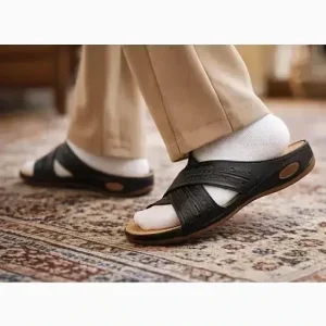 عکس صندل زنانه برند شهپر مدل تیراژه ۱۱۰ (مشکی)