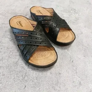 صندل زنانه برند شهپر مدل تیراژه ۱۱۰ (مشکی)