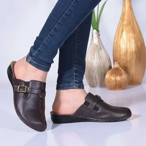 صندل زنانه برند شهپر مدل رویا ۱۰۳ (قهوه ای)